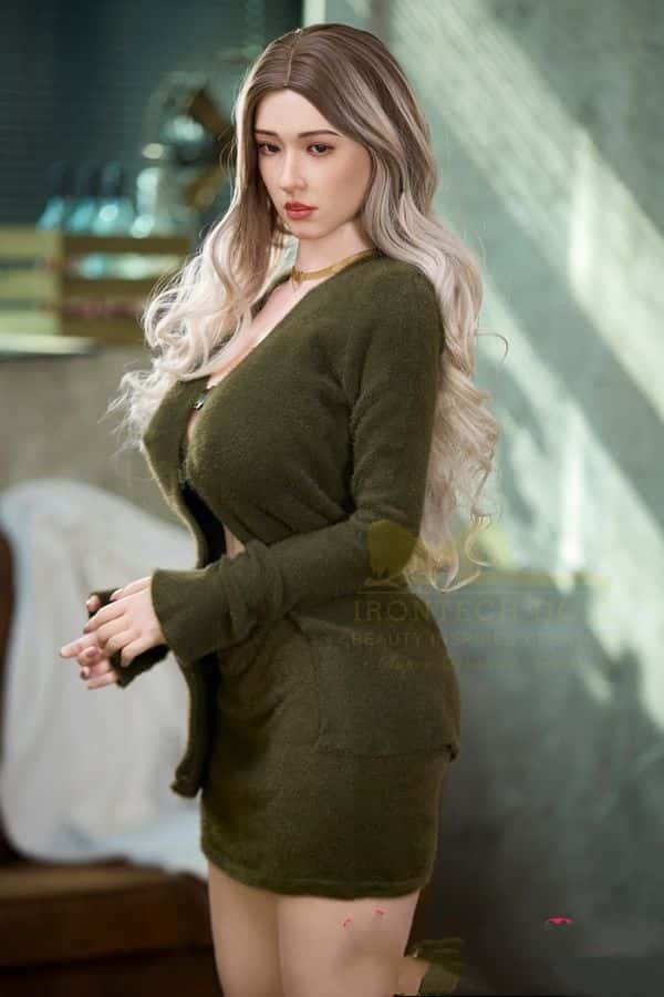 IrontechDoll 159cm S7ヘッド フルシリコン製ラブドールの詳細レビュー：Fカップの魅力とリアルな質感を徹底解説
