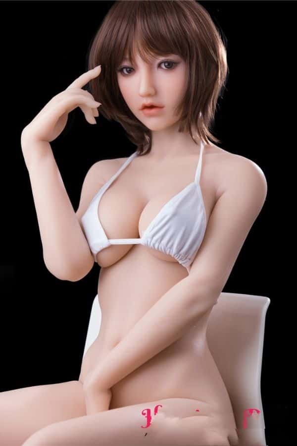 SanhuiDoll 145cm #3ヘッド Dカップ フルシリコン製ラブドールの詳細レビュー：コストパフォーマンスに優れたダッチワイフ