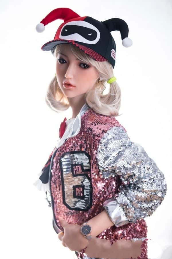 SanhuiDoll 158cm #3ヘッド Fカップ フルシリコン製ラブドールの詳細レビュー：ダッチワイフとしての高級感と使用感を徹底評価