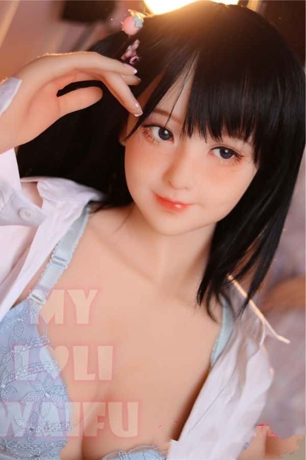 MyLoliWaifu 138cm 玲奈 Rena TPE製ラブドールレビュー：AAカップ、ヘッド材質とメイクの選択肢、手頃な価格のダッチワイフとしてのリアルドールの評価