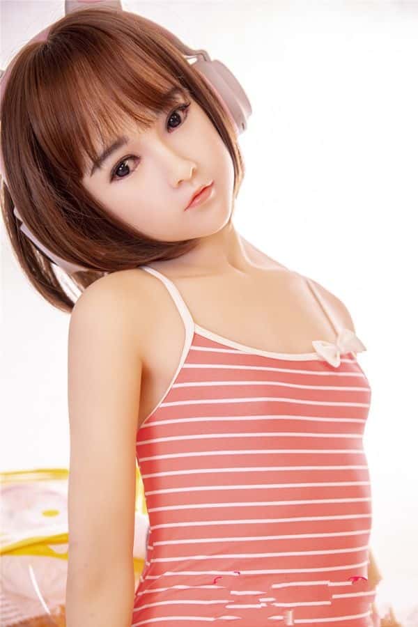 MZRDoll 138cm 梨花ヘッド シリコン製ヘッド＋TPE製ボディのAカップラブドール ダッチワイフの新基準 驚きの低価格