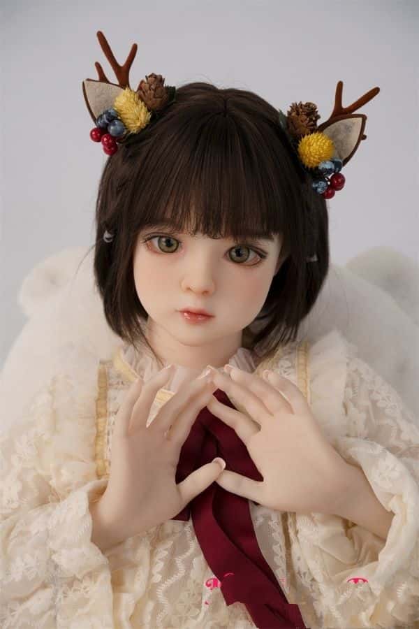 AXB Doll 110cm A08ヘッド TPE製のレビュー：リアルメイク付きボディの魅力とM16ボルトの耐久性を徹底評価