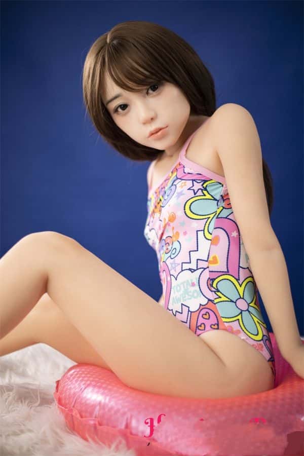 MyLoliWaifu 138cm Yume TPE製ラブドールレビュー：AAカップ、ヘッド材質とメイクの選択肢、驚きの低価格で手に入るダッチワイフ