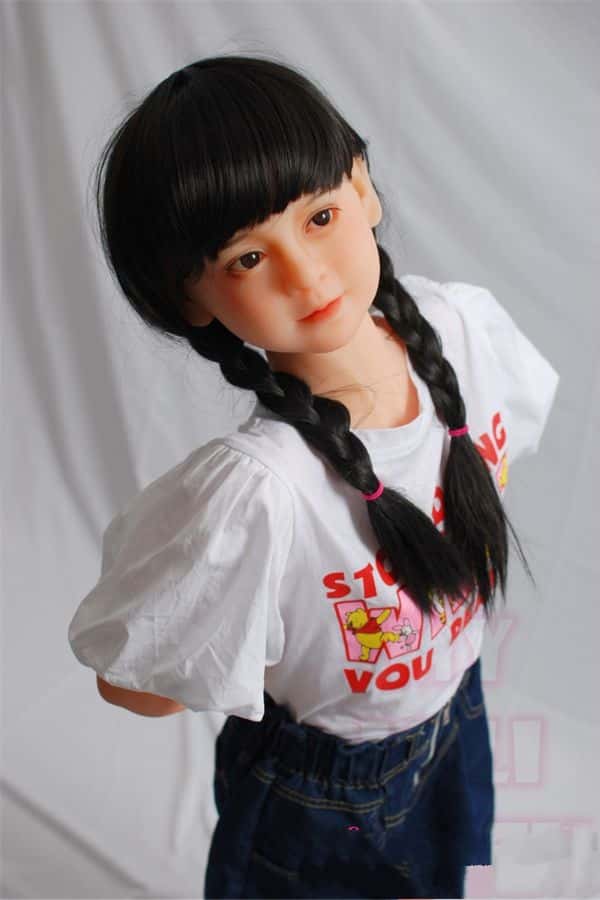 MyLoliWaifu 126cm Julie TPE製ラブドールレビュー：AAカップ、ヘッド材質とメイクの選択肢、リアルドールの品質とコストパフォーマンス