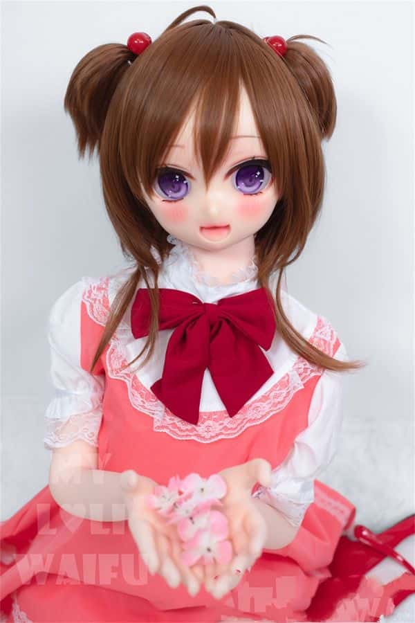 MyLoliWaifu 126cm W3ヘッド シリコンヘッド＋TPE材質ボディのラブドールレビュー：ヘッド、ウィッグ、眼球カラーの詳細とAAカップの魅力について