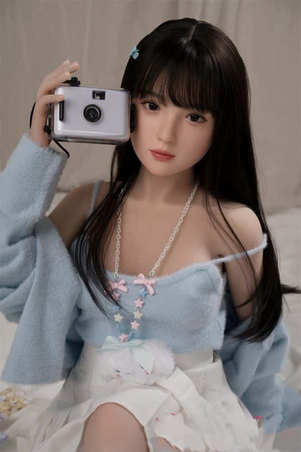 AXBDOLL 140cm GD30ヘッド シリコンヘッド+TPE製ボディのラブドールレビュー：中サイズのバストとリアルメイクが魅力のダッチワイフ