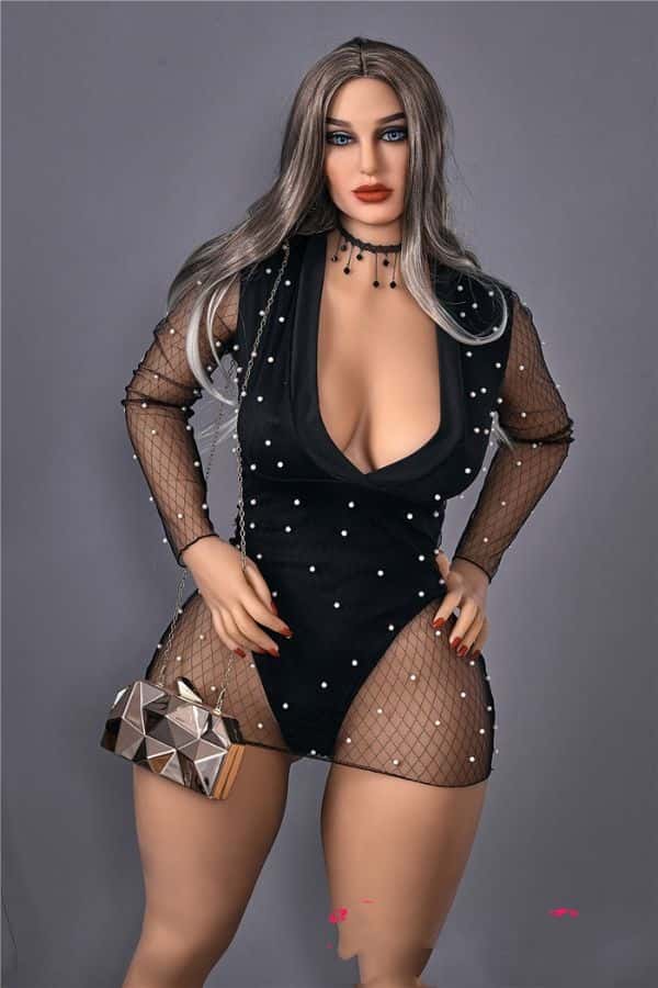 IrontechDoll 156cm Mia TPE製ラブドールの詳細レビュー：コストパフォーマンスに優れたダッチワイフとしてのリアルドールの魅力
