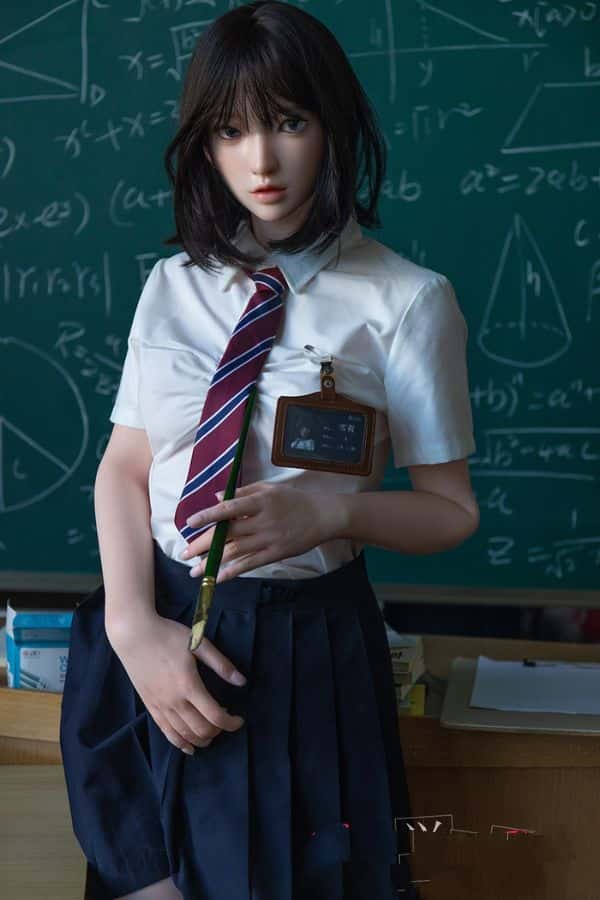 蛍火日記 162cm 雪莉Xueliヘッド フルシリコン製ラブドールの詳細レビュー：Aカップ、JK衣装選択可能、超リアル塗装加工ありの高級ダッチワイフ