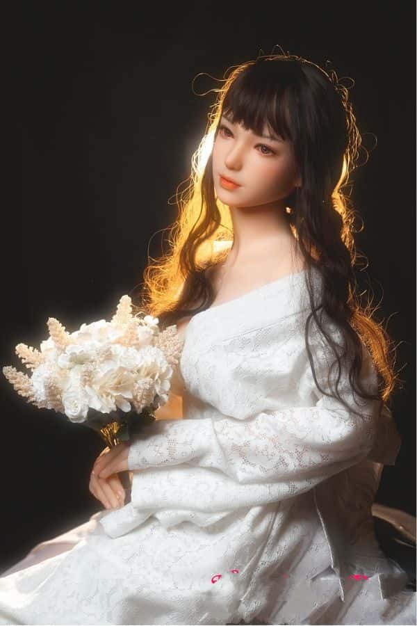 SinoDoll 162cm #30ヘッド フルシリコン製ラブドールの詳細レビュー：Fカップの魅力と高級ダッチワイフとしての評価